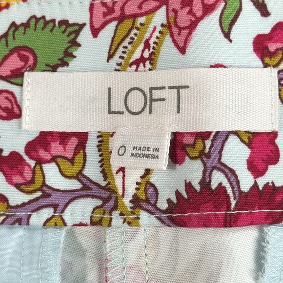NWOT LOFT™️ Women's Size 0 'THE RIVIERA SHORT' Stretch Bright Floral Shorts - Picture 9 of 14